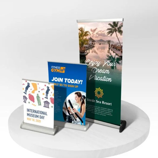 RETRACTABLE TABLE TOP DISPLAYS
